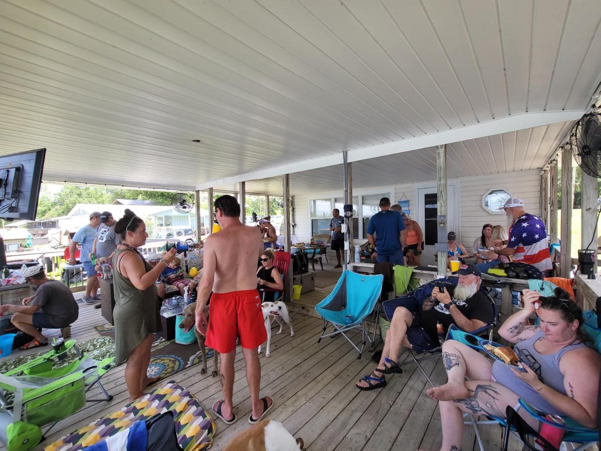 The Fifth Promise - A Cozy Lakehouse Retreat Chipley Esterno foto